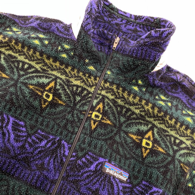 【中古品】【キッズ】 PATAGONIA パタゴニア USA製 AZTEC HALF ZIP SYNCHILLA JACKET アズテック ハーフジップ シンチラ ジャケット アウター 173-261022-kh-10-izu サイズ：KID'S 8 カラー：マルチ 万代Net店