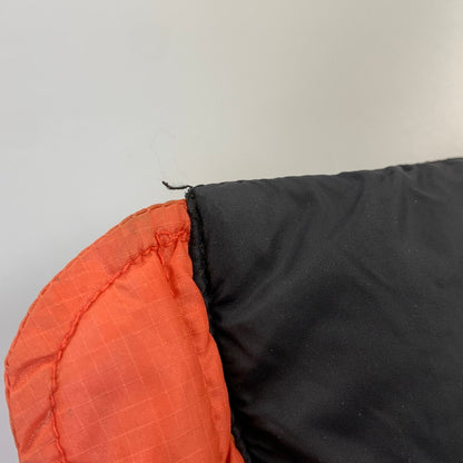 【中古品】【メンズ】 THE NORTH FACE ザ・ノースフェイス NF004AM 90S NUPTSE DOWN VEST ヌプシ ダウン ベスト アウター 144-261024-ya-25-izu サイズ：M カラー：ブラック×レッド系 万代Net店