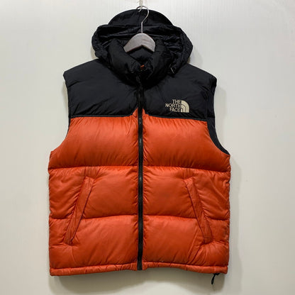 【中古品】【メンズ】 THE NORTH FACE ザ・ノースフェイス NF004AM 90S NUPTSE DOWN VEST ヌプシ ダウン ベスト アウター 144-261024-ya-25-izu サイズ：M カラー：ブラック×レッド系 万代Net店