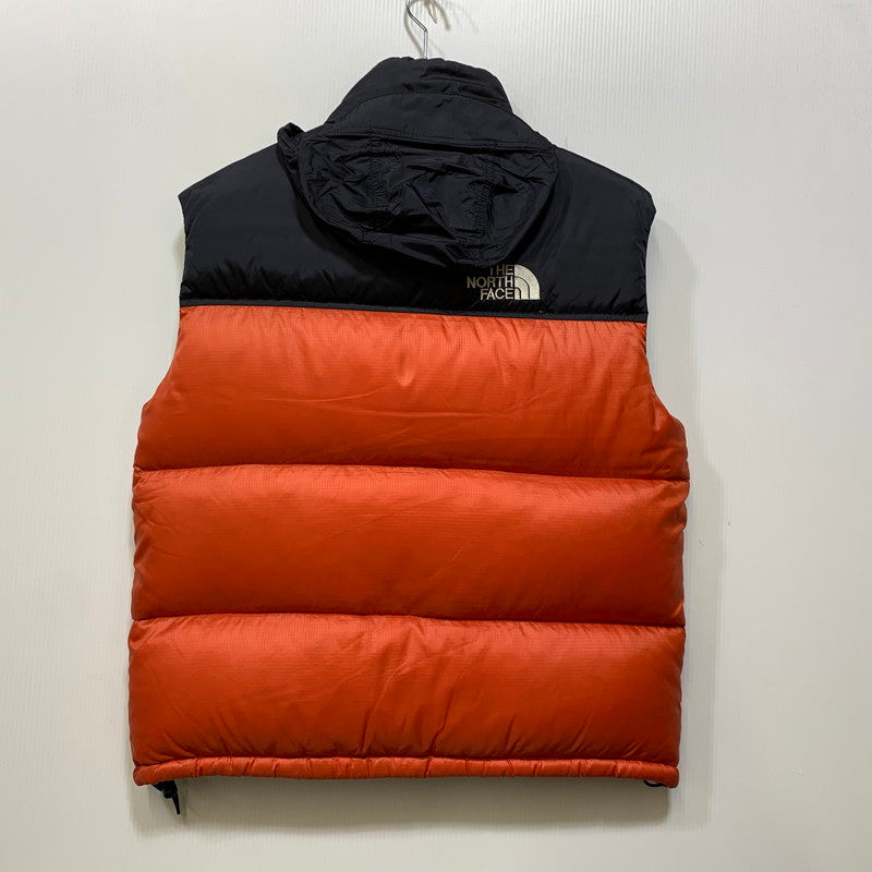 【中古品】【メンズ】 THE NORTH FACE ザ・ノースフェイス NF004AM 90S NUPTSE DOWN VEST ヌプシ ダウン ベスト アウター 144-261024-ya-25-izu サイズ：M カラー：ブラック×レッド系 万代Net店