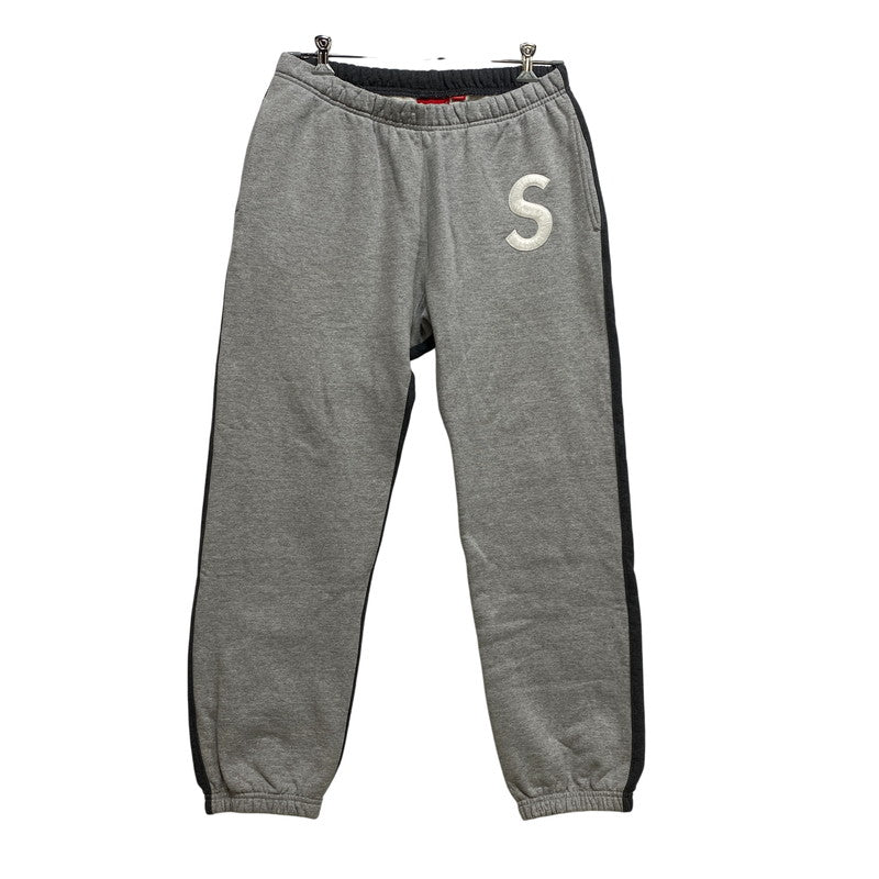 【中古品】【メンズ】 SUPREME シュプリーム 21AW S-LOGO SPLIT SWEATPANT Sロゴ スプリット スウェットパンツ ボトムス ズボン 149-261028-cs-14-izu サイズ：L カラー：グレー 万代Net店