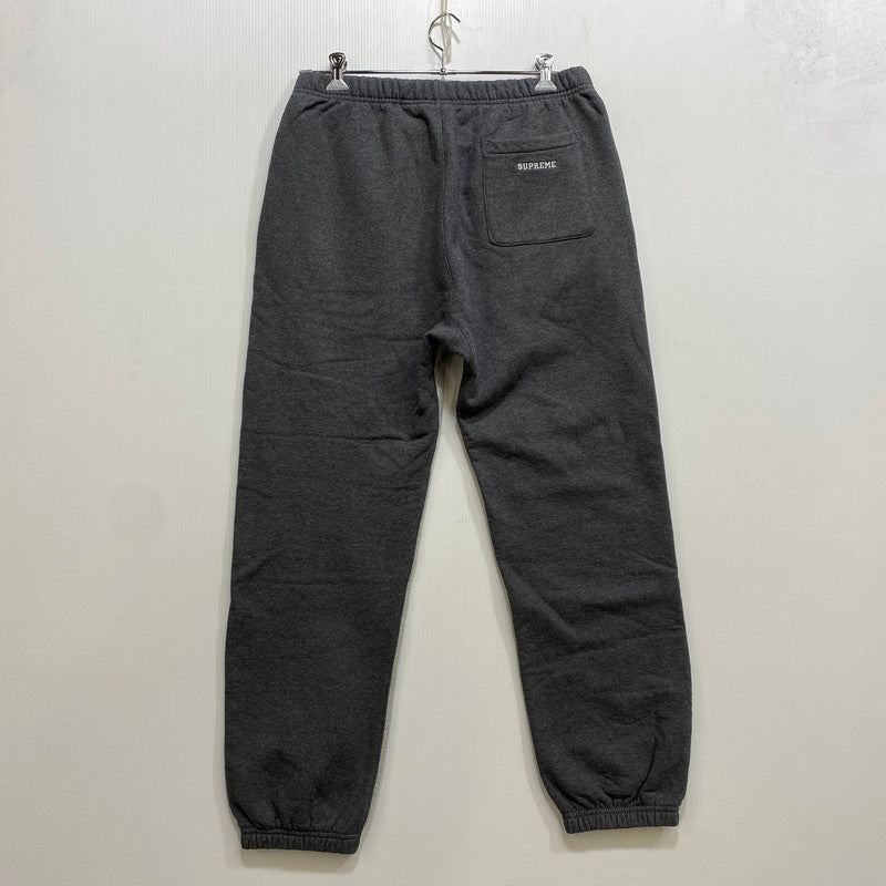 【中古品】【メンズ】 SUPREME シュプリーム 21AW S-LOGO SPLIT SWEATPANT Sロゴ スプリット スウェットパンツ ボトムス ズボン 149-261028-cs-14-izu サイズ：L カラー：グレー 万代Net店