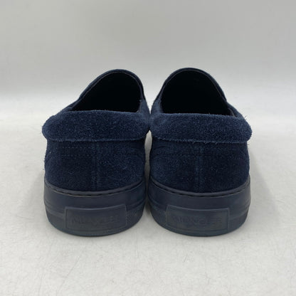 【中古品】【メンズ】 MONCLER モンクレール SUEDE SLIP-ON スウェード スリッポン シューズ 靴 164-261025-cs-07-izu サイズ：42 カラー：ネイビー 万代Net店