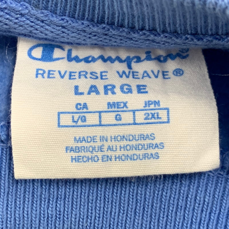 【中古品】【メンズ】 CHAMPION チャンピオン×MOMA YOKO ONO PEACE IS POWER REVERSE WEAVE SWEATSHIRT モマ ヨーコ・オノ ピース イズ パワー リバースウィーブ スウェットシャツ トップス 長袖 140-261027-ya-14-izu サイズ：2XL カラー：ライトブルー 万代Net店