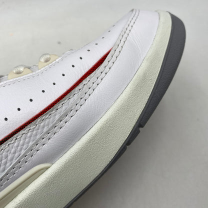 【中古品】【メンズ】 NIKE ナイキ DR8884-101 AIR JORDAN 2 RETRO エア ジョーダン ツー レトロ スニーカー シューズ 靴 160-261025-cs-04-izu サイズ：29cm カラー：WHITE/FIRE RED-FIR-SAIL 万代Net店