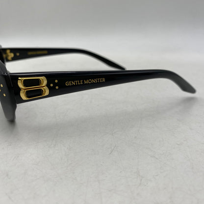【中古品】【メンズ/レディース】 GENTLE MONSTER ジェントルモンスター DUNS SUNGLASSES ダンス サングラス 203-261025-cs-15-izu カラー：ブラック 万代Net店