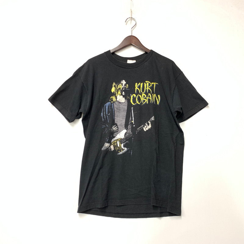 【中古品】【メンズ】 KURT COBAIN カート・コバーン JERZEES ジャージーズ 90-00S MEMORIAL SS TEE メモリアル ショートスリープ Tシャツ トップス 半袖 146-261027-ya-15-izu サイズ：M カラー：ブラック 万代Net店