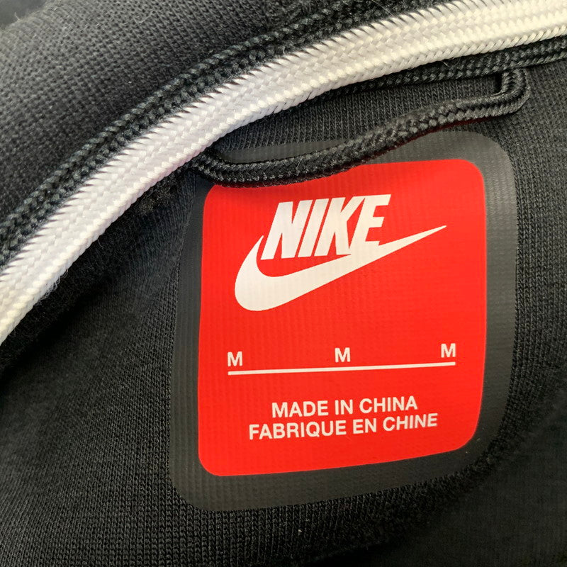 【中古品】【メンズ】 NIKE ナイキ HV1343-010 TECH REFLECTIVE ACCENT PULLOVER テック フレクティブ アクセント プルオーバー パーカー トップス 148-261030-kh-12-izu サイズ：M カラー：ブラック 万代Net店