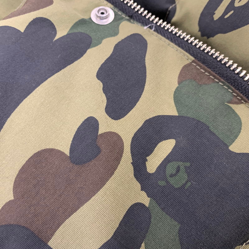 【中古品】【メンズ】 A BATHING APE アベイシングエイプ 001HJA801008X 1ST CAMO DOWN JACKET カモ ダウン ジャケット アウター 142-261028-kh-10-izu サイズ：M カラー：マルチ 万代Net店