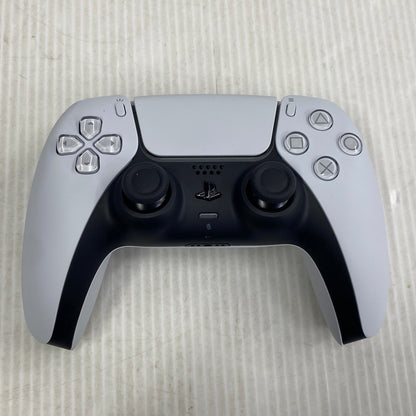 【中古美品】 【未使用】【ゲーム】PlayStation5 プレイステーション5 プレステ5 CFI-2200B01 デジタル・エディション 日本語専用 Console Language: Japanese only PS5 本体 032-261030-kh-01-izu 万代Net店