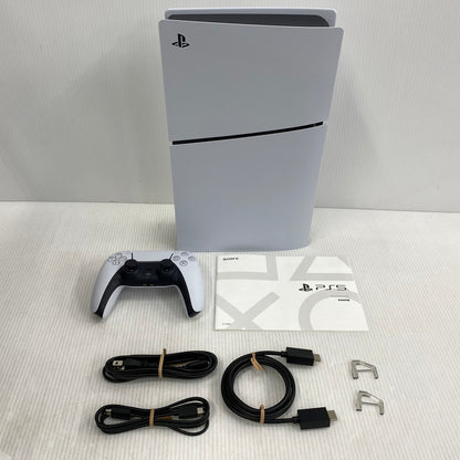 【中古美品】 【未使用】【ゲーム】PlayStation5 プレイステーション5 プレステ5 CFI-2200B01 デジタル・エディション 日本語専用 Console Language: Japanese only PS5 本体 032-261030-kh-01-izu 万代Net店
