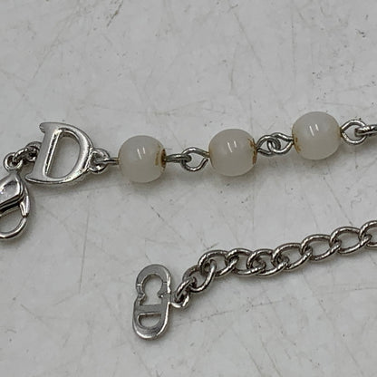 【中古品】【レディース】 CHRISTIAN DIOR クリスチャンディオール FAKE PEARL LOGO BRACELET フェイク パール ロゴ ブレスレット アクセサリー 182-261030-cs-16-izu カラー：シルバー×ホワイト 万代Net店