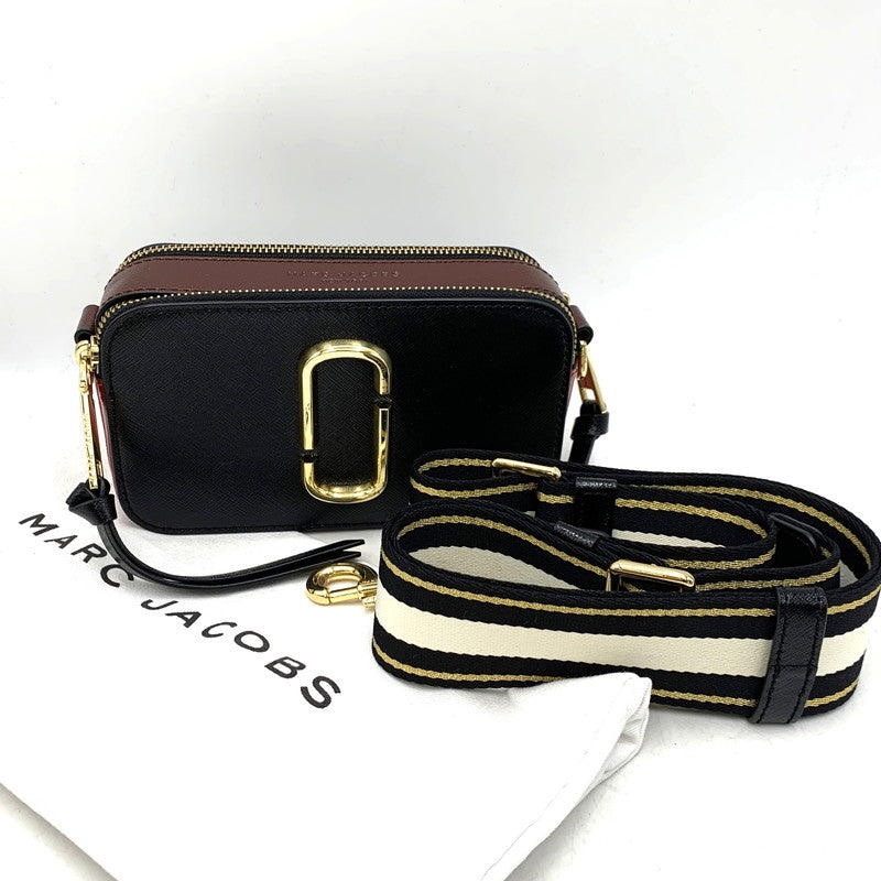 【中古品】【レディース】 MARC JACOBS マークジェイコブス M0012007-011 THE SNAPSHOT SHOULDER BAG ザ スナップショット ショルダー バッグ カバン 鞄 188-261030-cs-17-izu カラー：ブラック×レッド 万代Net店