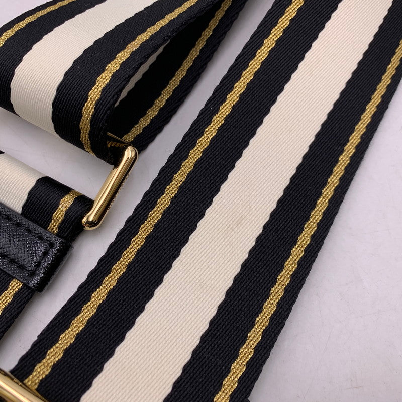 【中古品】【レディース】 MARC JACOBS マークジェイコブス M0012007-011 THE SNAPSHOT SHOULDER BAG ザ スナップショット ショルダー バッグ カバン 鞄 188-261030-cs-17-izu カラー：ブラック×レッド 万代Net店
