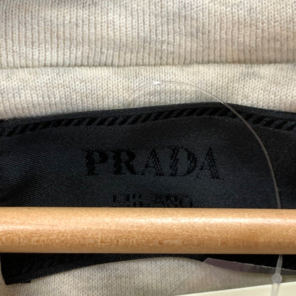 【中古美品】【メンズ】 PRADA プラダ UJL24B S 23213IQF0018 EMBROIDERED LOGO HOODIE ロゴフーディー パーカー トップス ブランド 古着 141-231202-gm-4-fuz サイズ：L カラー：ベージュ 万代Net店