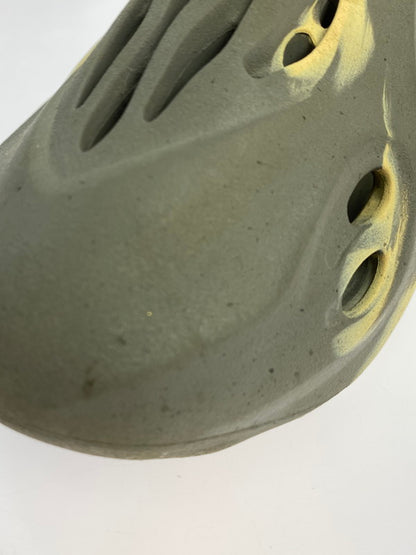 【中古品】【メンズ/レディース】 adidas アディダス GV7904 YEEZY FOAM RUNNER 靴 シューズ サンダル 161-250906-AS-6-min カラー：グレー 万代Net店