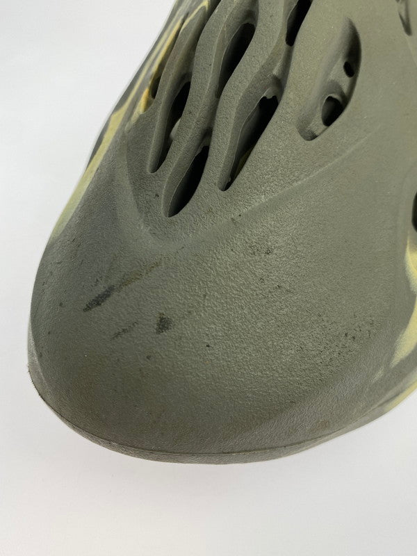 【中古品】【メンズ/レディース】 adidas アディダス GV7904 YEEZY FOAM RUNNER 靴 シューズ サンダル 161-250906-AS-6-min カラー：グレー 万代Net店