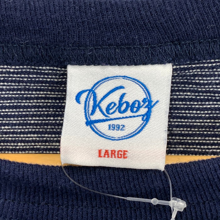 【中古美品】【メンズ】 KEBOZ BORDER S/S POCKET TEE 半袖ポケットTシャツ オーバーサイズ カットソー トップス ブランド 古着 142-240817-gm-29-fuz サイズ：L カラー：ネイビー 万代Net店