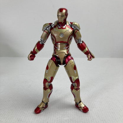 【中古美品】 完備品 S.H.フィギュアーツ マーベル アイアンマン マーク42 初回特典 トニーのソファセット フィギュア 055-241226-mh-03-fuz 万代Net店