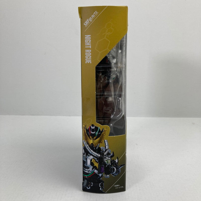 【中古品】 完備品 S.H.フィギュアアーツ 仮面ライダー ビルド ナイトローグ フィギュア 042-241218-mh-16-fuz 万代Net店