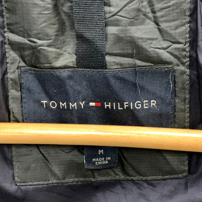 【中古品】【メンズ】 TOMMY HILFIGER トミーヒルフィガー ナイロンジャケット アウター ブランド 古着 147-240928-gm-31-fuz サイズ：M カラー：グレー 万代Net店