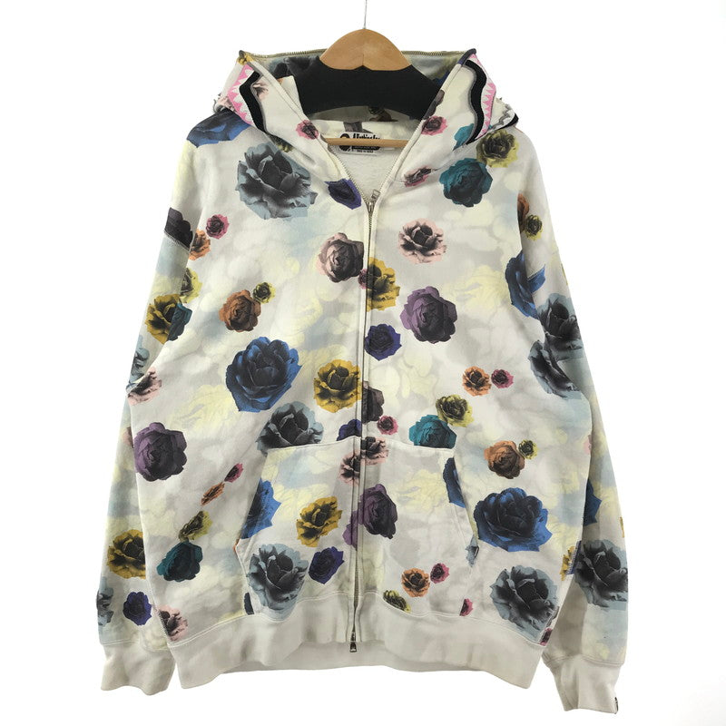 【中古品】【メンズ】 A BATHING APE アベイシングエイプ FLORAL CAMO SHARK RELAXED FIT FULL ZIP HOODIE フルジップ フーディ パーカー トレーナー スウェット フローラルカモ柄 トップス 古着 142-241121-mh-06-fuz サイズ：L カラー：ホワイト 万代Net店