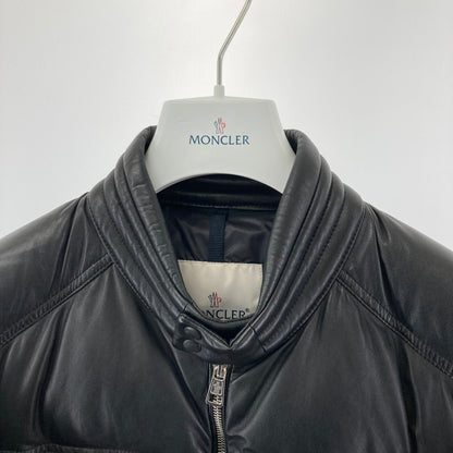 【中古品】【メンズ】 MONCLER モンクレール C20914096005 17AW GEMOT GIUBBOTTO ジェモット レザー ダウン ジャケット コート アウター ブランド 古着 141-241128-mh-01-fuz サイズ：1 カラー：ブラック 万代Net店