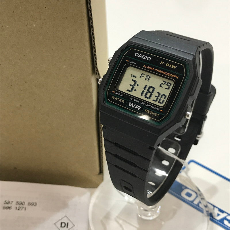 【中古品】【メンズ】 CASIO カシオ 時計 腕時計 BLACK 箱・取扱説明書付属 198-261014-io-04-fuzh カラー：ブラック 万代Net店