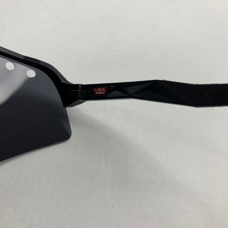 【中古美品】【メンズ】 OAKLEY オークリー FRAGMENT DESIGN 0009465 23AW SUTRO サングラス 203-241215-st-5-fuz カラー：ブラック 万代Net店