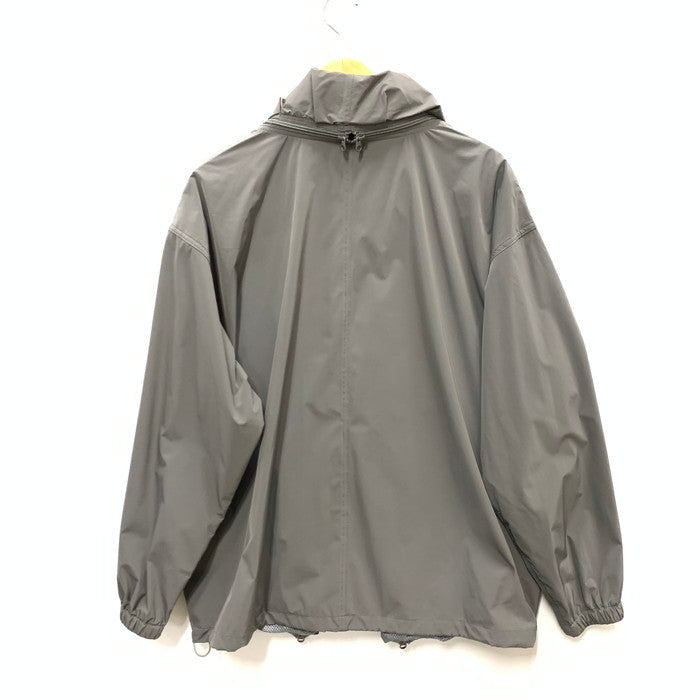 【中古品】【メンズ】 is-ness イズネス 1006JK04 24SS TECHNICAL VENTILATION JACKET ナイロンジャケット 古着 140-250113-gm-31-fuz サイズ：M カラー：グレー 万代Net店