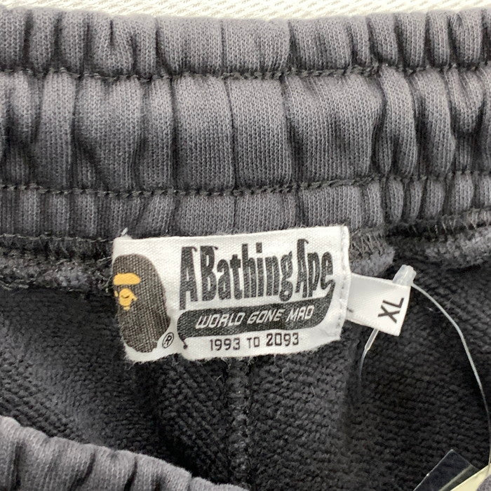 【中古品】【メンズ】 A BATHING APE アベイシングエイプ SWEAT PANTS スウェットパンツ ボトムス ブランド 古着 153-250119-gm-40-fuz サイズ：XL カラー：グレー 万代Net店