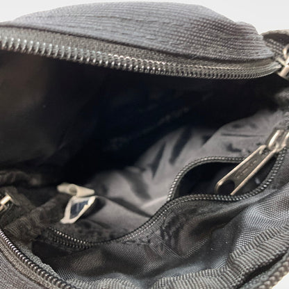 【中古品】【メンズ/レディース】 EASTPAK イーストパック ショルダーバッグ カバン 188-250127-gm-22-fuz カラー：ブラック 万代Net店