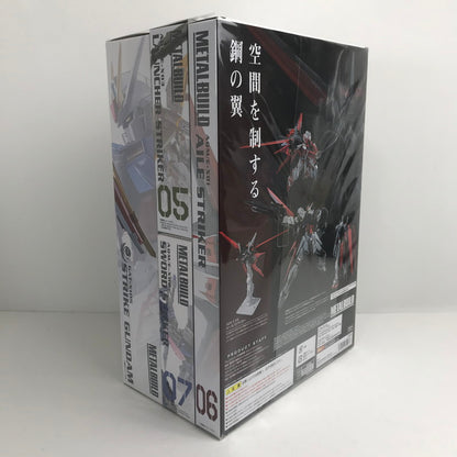 【中古品】 完備品 METAL BUILD ストライクガンダム -METAL BUILD 10th Ver.＆エール・ソード・ランチャーストライカーパックセット 056-260209-io-31-fuzh 万代Net店