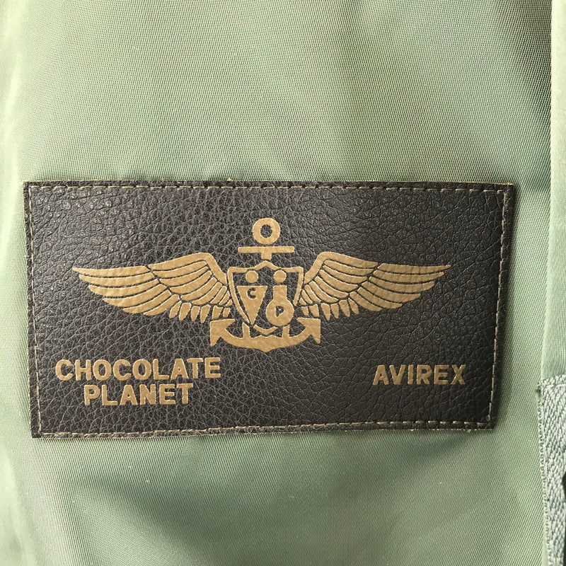 【中古品】【メンズ】 AVIREX アヴィレックス MA-1 チョコプラ コラボ ジャケット 刺繍 アウター ブルゾン ブランド 古着 145-250211-mh-07-fuz サイズ：XL カラー：カーキ 万代Net店