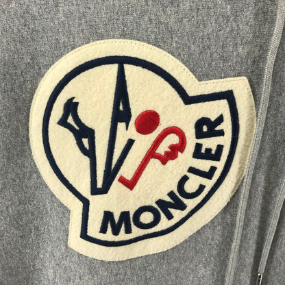 【中古品】【メンズ】  MONCLER GENIUS モンクレール ジーニアス G20928G0006 プルオーバー パーカー トレーナー トップス ブランド 古着 141-250211-mh-10-fuz サイズ：S カラー：グレー 万代Net店