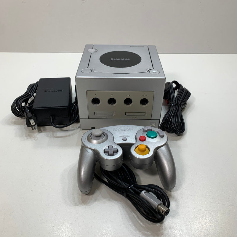 【中古美品】 Nintendo GAME CUBE ニンテンドー ゲーム キューブ 本体 シルバー 箱無し 023-251128-mh-05-fuz 万代Net店