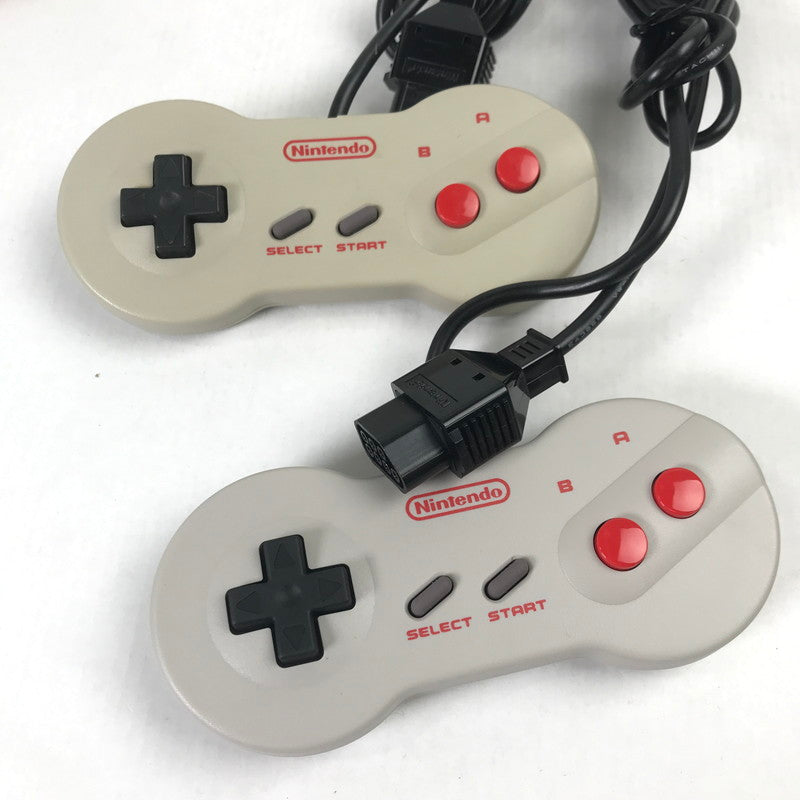 【中古品】 NEW ファミコン 本体 Family Computer ファミリーコンピューター 変色 汚れあり ゲーム 023-251016-io-57-fuz 万代Net店