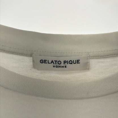 【中古品】【メンズ】 GELATO PIQUE HOMME ジェラートピケ オム プレート ロゴ パンケーキ Tシャツ 半袖 古着 141-250430-mh-05-fuz サイズ：M カラー：ホワイト 万代Net店