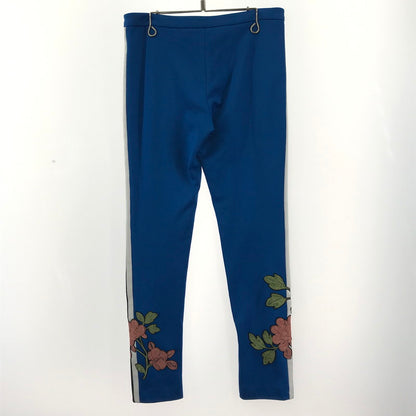 【中古品】【メンズ/レディース】 GUCCI グッチ 473357 X5S58 フラワー エンブロイダリー サイドライン ジャージー ボトムス 古着 裾パーツ欠品 171-251109-xz-4-fuz サイズ：XS カラー：ブルー 万代Net店