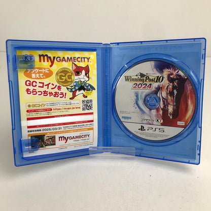 【中古美品】 ウイニングポスト10 2024 PS5 プレステ5 ゲームソフト [CERO区分_A / 全年齢対象商品] 026-260611-io-51-fuz 万代Net店