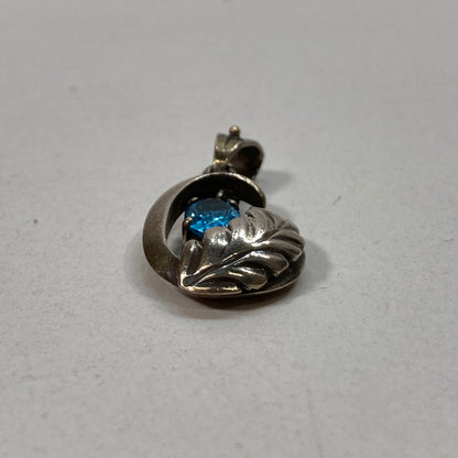 【中古品】【メンズ/レディース】 BIG HAND ビッグハンド 3D ネックレス ペンダント トップ アクセサリー 191-250612-mh-10-fuz カラー：シルバー 万代Net店