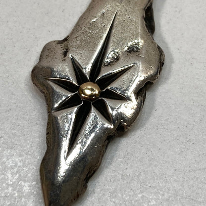 【中古品】【メンズ/レディース】 BIG HAND ビッグハンド サン タタキ ネックレス ペンダント トップ アクセサリー 191-250612-mh-09-fuz カラー：シルバー 万代Net店