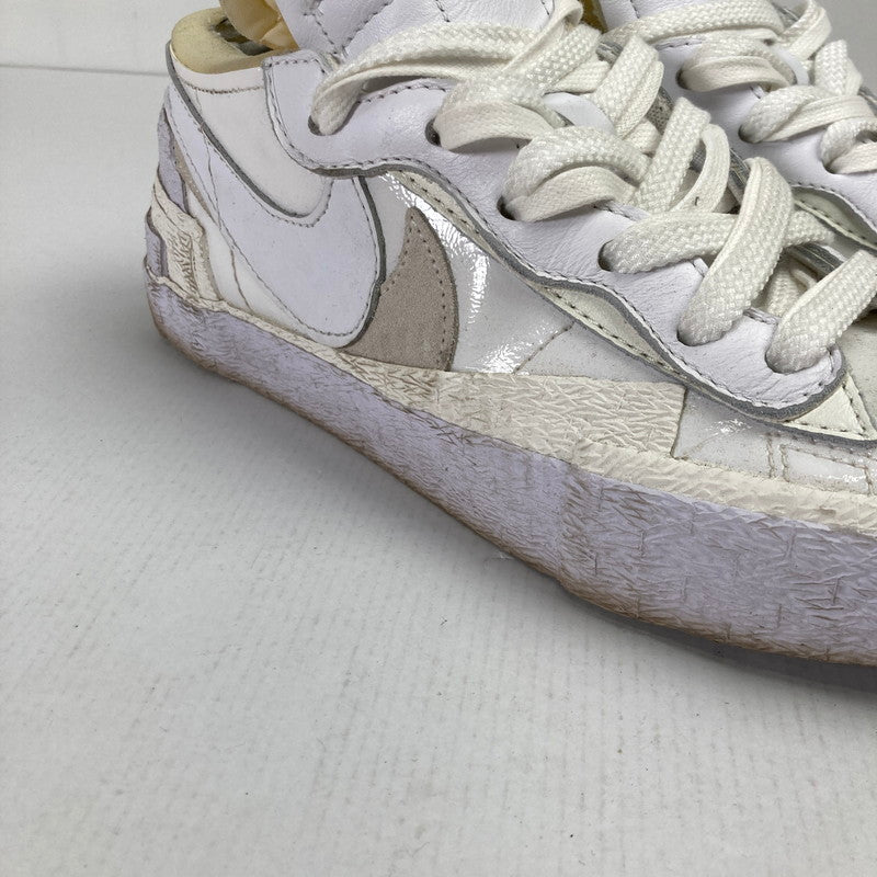 【中古品】【メンズ】 NIKE × SACAI ナイキ サカイ DM6443-100 BLAZER LOW WHITE PATENT LEATHER ブレーザー ロー ホワイト パテント レザー スニーカー シューズ 靴 160-250813-mh-11-fuz サイズ：26.5 カラー：ホワイト 万代Net店