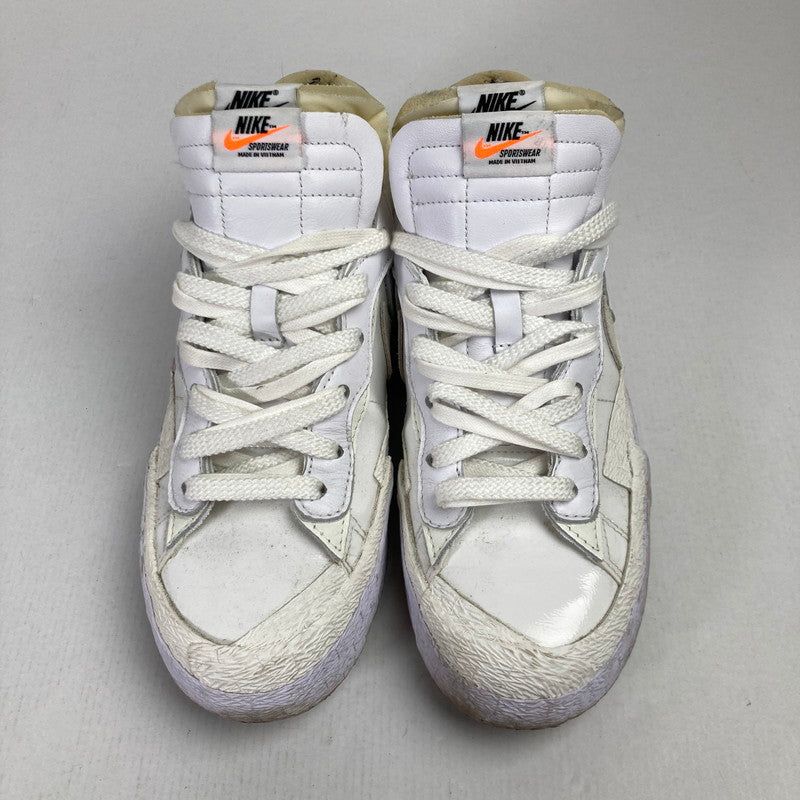 【中古品】【メンズ】 NIKE × SACAI ナイキ サカイ DM6443-100 BLAZER LOW WHITE PATENT LEATHER ブレーザー ロー ホワイト パテント レザー スニーカー シューズ 靴 160-250813-mh-11-fuz サイズ：26.5 カラー：ホワイト 万代Net店