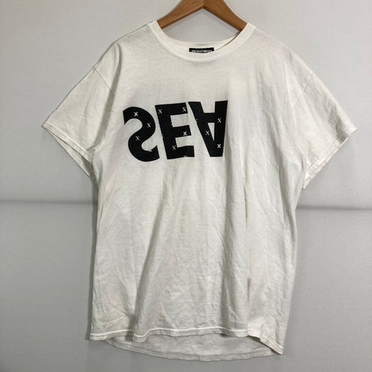【中古品】【メンズ】 WINDANDSEA×GOD SELECTION XXX LOGO T-SHIRT ウィンダンシー ゴッドセレクション トリプルエックス Tシャツ 半袖 トップス 古着 142-250618-mh-02-fuz サイズ：不明 カラー：ホワイト 万代Net店