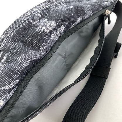 【中古品】【メンズ/レディース】 THE NORTH FACE ザノースフェイス NM71802 BODY BAＧ ボディーバッグ 総柄 188-260204-rn-08-fuz カラー：ブラック 万代Net店