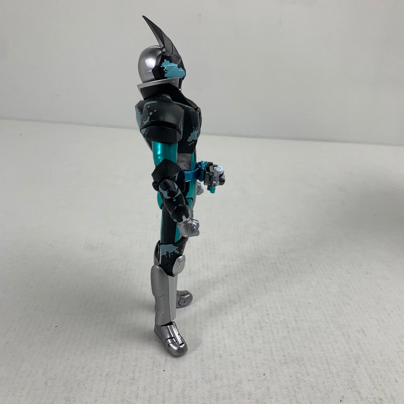 【中古品】 S.H.F 仮面ライダーエビル バットゲノム ジャッカルゲノム フィギュア 箱付属 042-260215-ks-71-fuzh 万代Net店