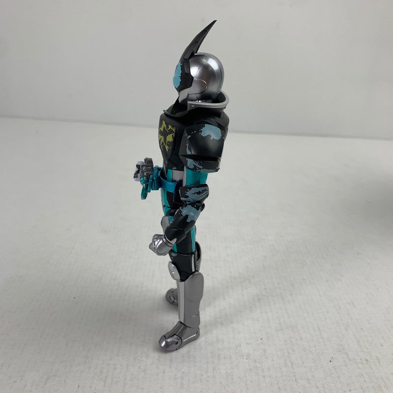 【中古品】 S.H.F 仮面ライダーエビル バットゲノム ジャッカルゲノム フィギュア 箱付属 042-260215-ks-71-fuzh 万代Net店