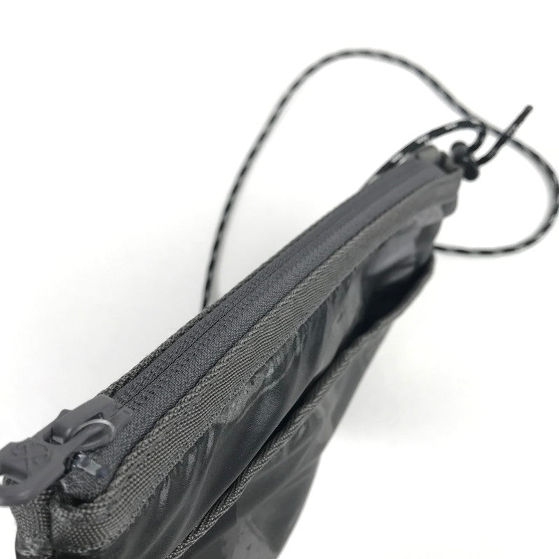 【中古品】 WHITE MOUNTAINEERING ホワイトマウンテニアリング サコッシュ カバン バッグ カモ カモフラージュ 188-260424-mh-12-fuzh 万代Net店