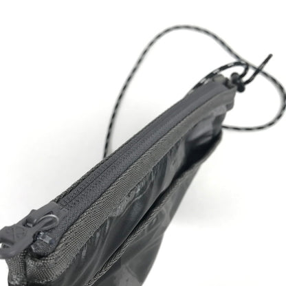 【中古品】 WHITE MOUNTAINEERING ホワイトマウンテニアリング サコッシュ カバン バッグ カモ カモフラージュ 188-260424-mh-12-fuzh 万代Net店